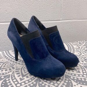 Impo suede navy pumps 4” heels